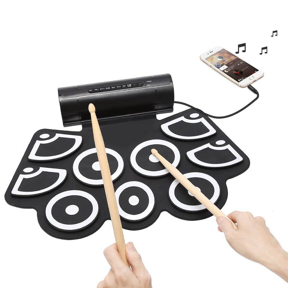 Elektronické bicie – prenosná súprava so slúchadlovým výstupom, pedálmi a nahrávaním